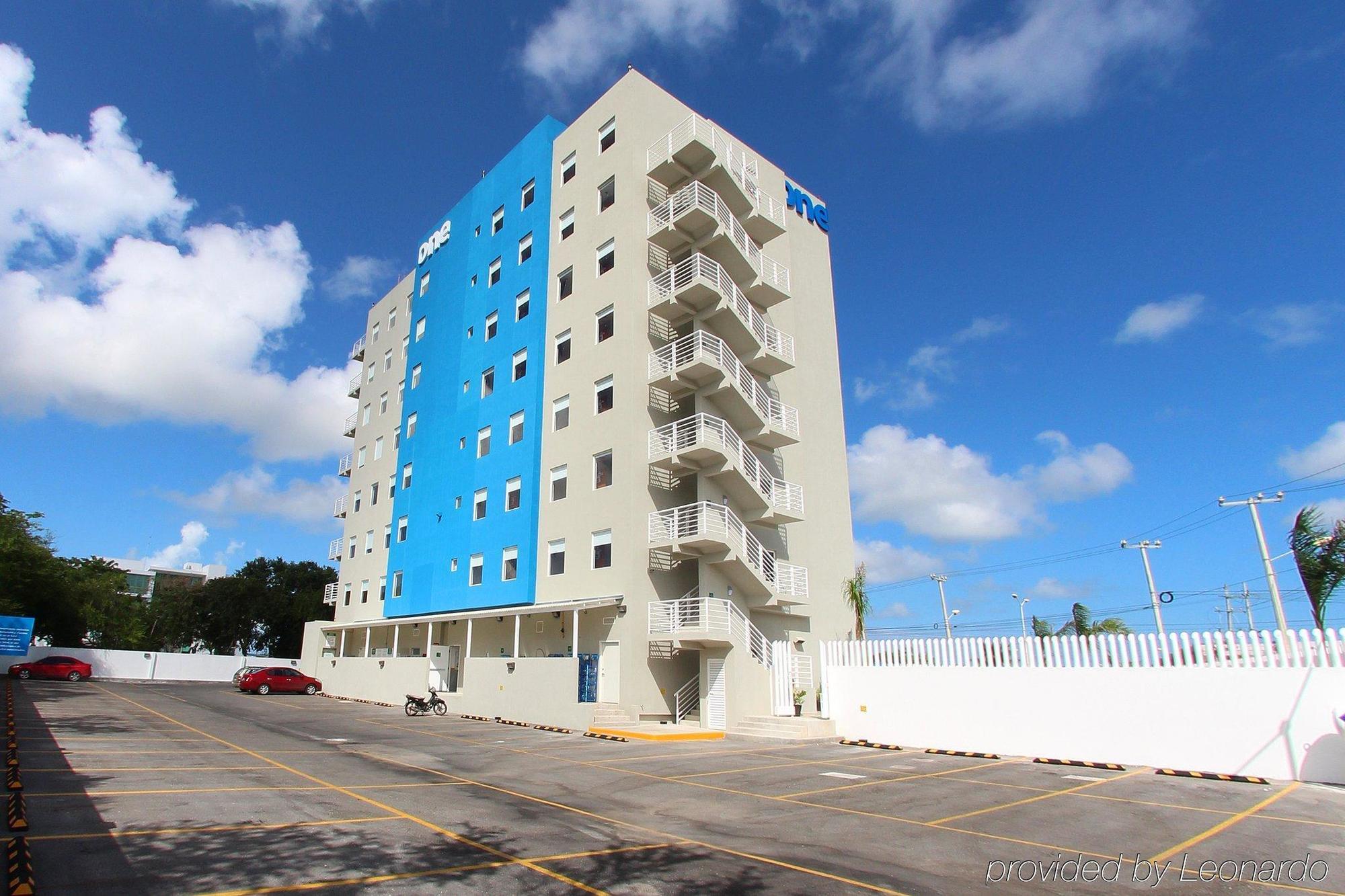 One Cancun Centro Экстерьер фото