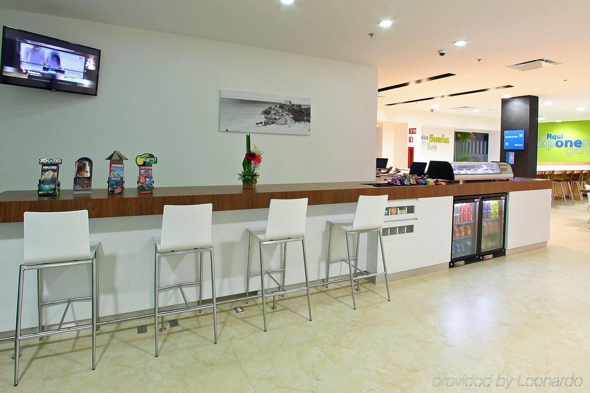 One Cancun Centro Экстерьер фото