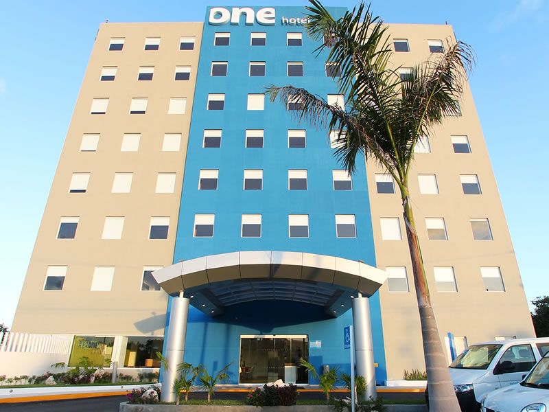 One Cancun Centro Экстерьер фото