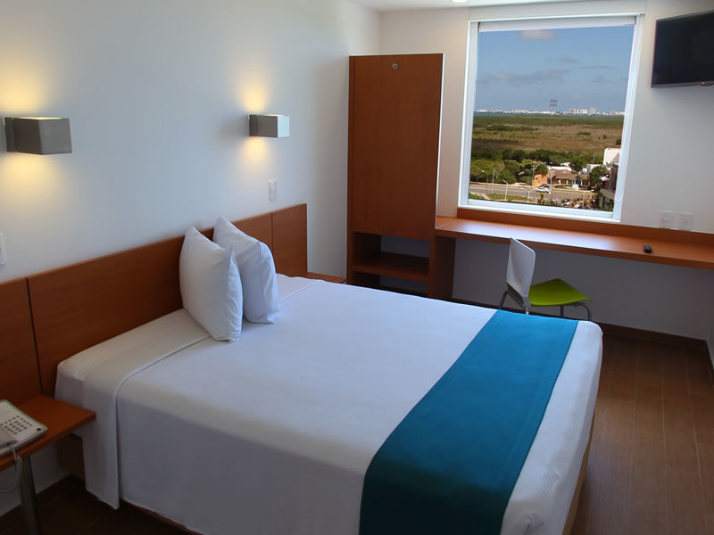 One Cancun Centro Экстерьер фото